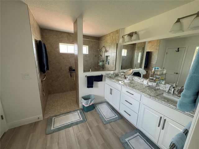 10351 ADDISON SHORE WAY, Oxford, FL 34484