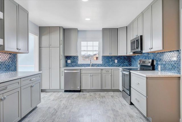 5001 Hildebrand RD, Roanoke, VA 24012