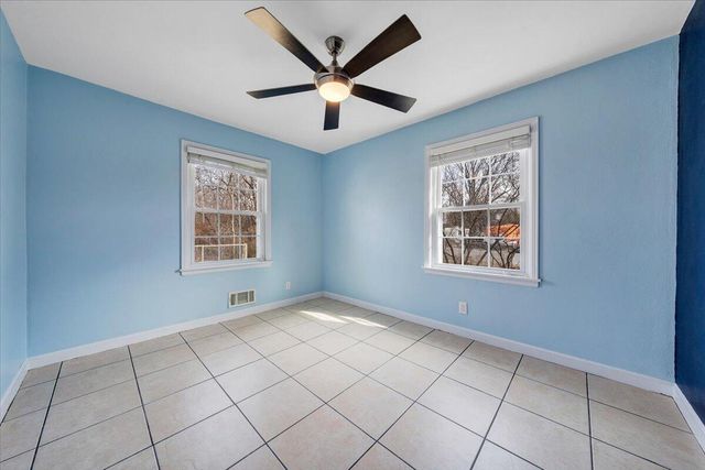 5001 Hildebrand RD, Roanoke, VA 24012