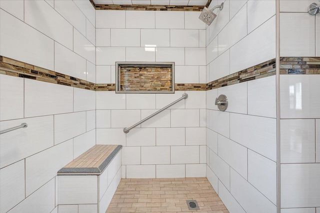 5001 Hildebrand RD, Roanoke, VA 24012