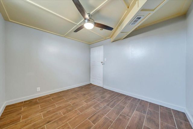 5001 Hildebrand RD, Roanoke, VA 24012