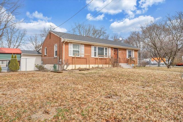 5001 Hildebrand RD, Roanoke, VA 24012