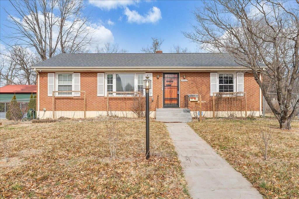 5001 Hildebrand RD, Roanoke, VA 24012