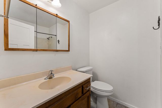 2276 Azalea Drive, Grants Pass, OR 97526