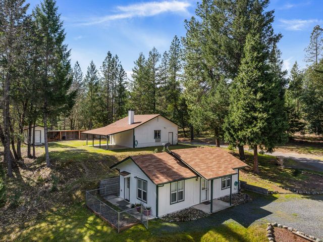 2276 Azalea Drive, Grants Pass, OR 97526