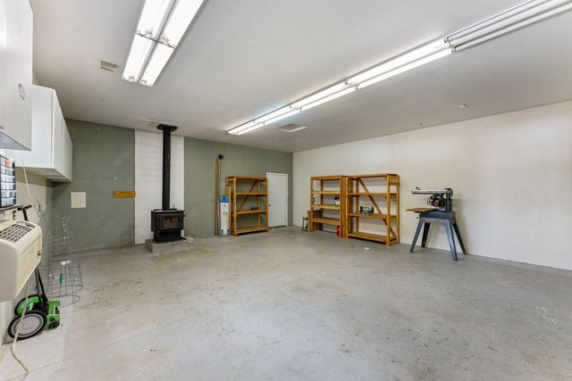 2276 Azalea Drive, Grants Pass, OR 97526