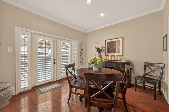 11711 Memorial Drive 17, Houston, TX 77024