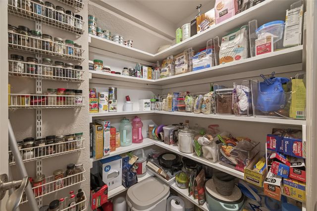 11711 Memorial Drive 17, Houston, TX 77024