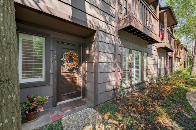 11711 Memorial Drive 17, Houston, TX 77024