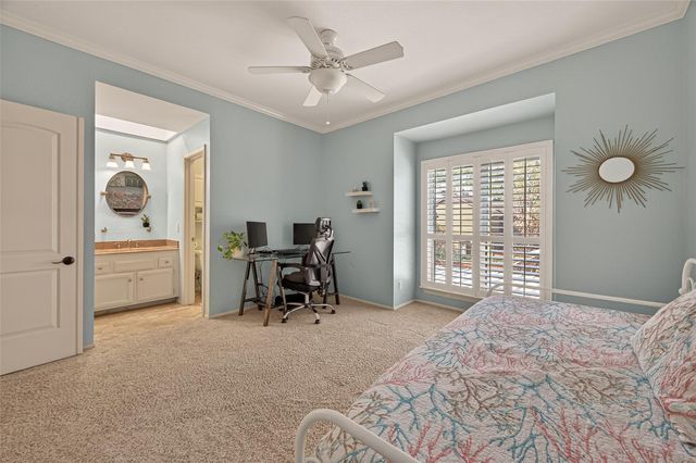 11711 Memorial Drive 17, Houston, TX 77024