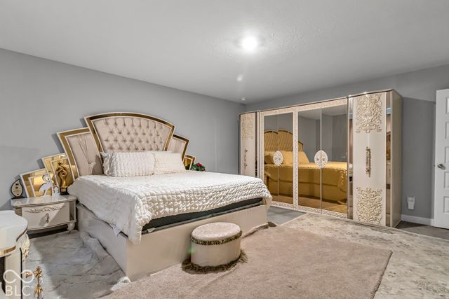 7349 Parkstay, Camby, IN 46113