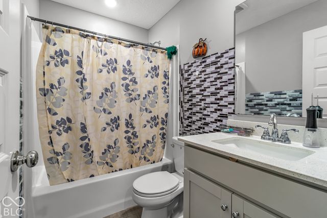 7349 Parkstay, Camby, IN 46113
