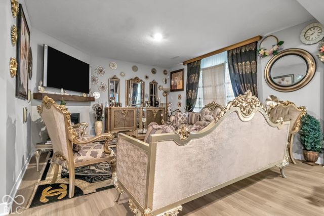 7349 Parkstay, Camby, IN 46113