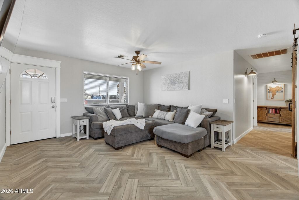 33250 N BRINLEE Lane, San Tan Valley, AZ 85143 — photo 4