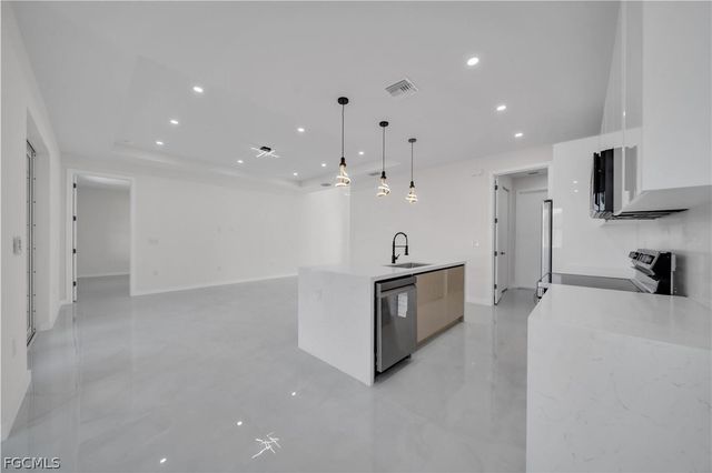 1930 Zombar CT, Lehigh Acres, FL 33972