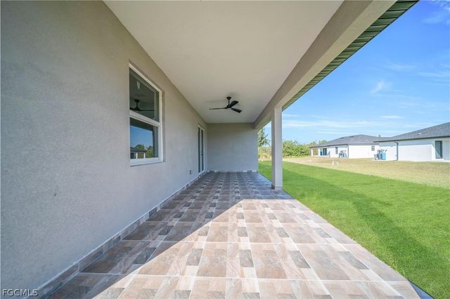 1930 Zombar CT, Lehigh Acres, FL 33972