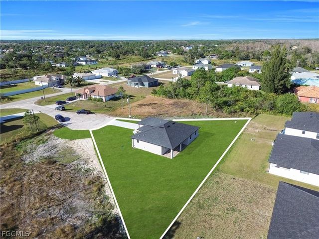 1930 Zombar CT, Lehigh Acres, FL 33972
