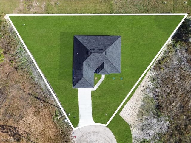 1930 Zombar CT, Lehigh Acres, FL 33972