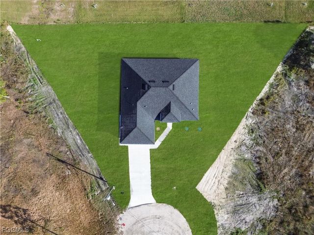 1930 Zombar CT, Lehigh Acres, FL 33972