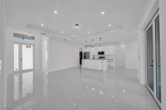 1930 Zombar CT, Lehigh Acres, FL 33972