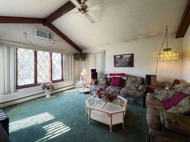38 Amelia Pl, Revere, MA 02151