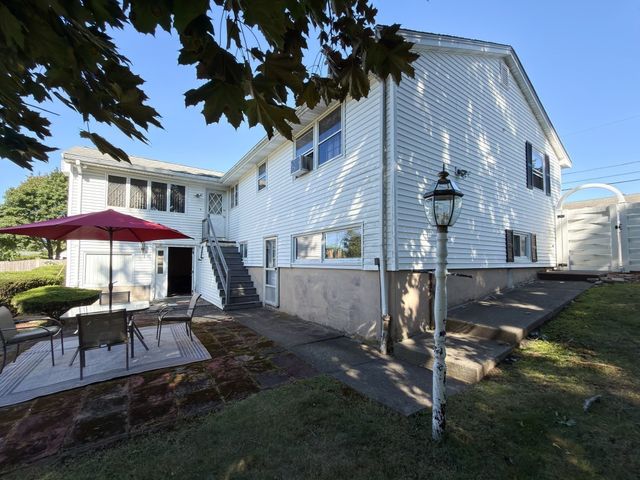 38 Amelia Pl, Revere, MA 02151