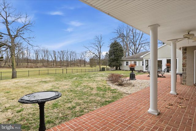 12903 FOUNTAIN HEAD RD, Hagerstown, MD 21742