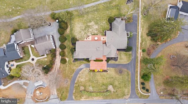 12903 FOUNTAIN HEAD RD, Hagerstown, MD 21742