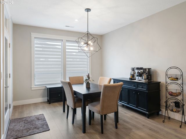 5711 Ne 133RD St, Vancouver, WA 98686