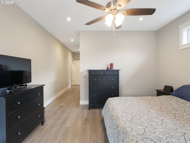 5711 Ne 133RD St, Vancouver, WA 98686