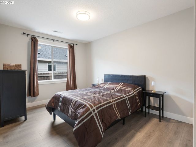 5711 Ne 133RD St, Vancouver, WA 98686