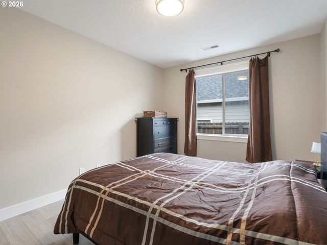 5711 Ne 133RD St, Vancouver, WA 98686