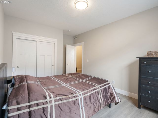 5711 Ne 133RD St, Vancouver, WA 98686