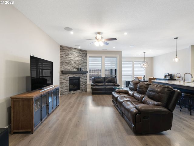 5711 Ne 133RD St, Vancouver, WA 98686