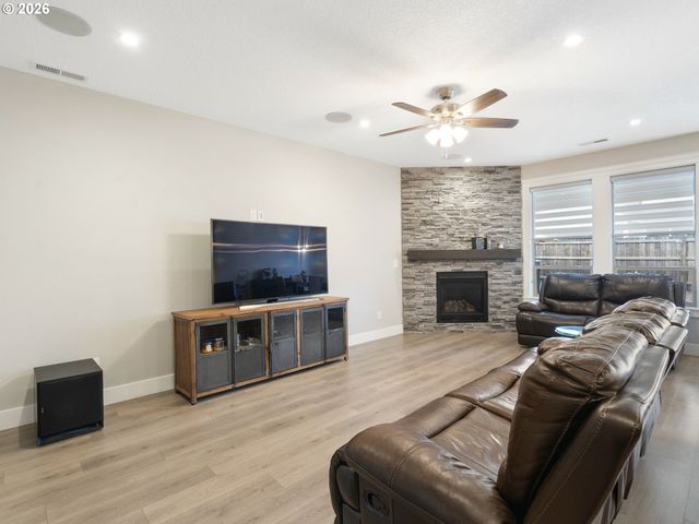 5711 Ne 133RD St, Vancouver, WA 98686