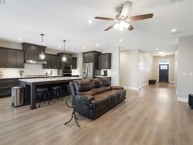 5711 Ne 133RD St, Vancouver, WA 98686