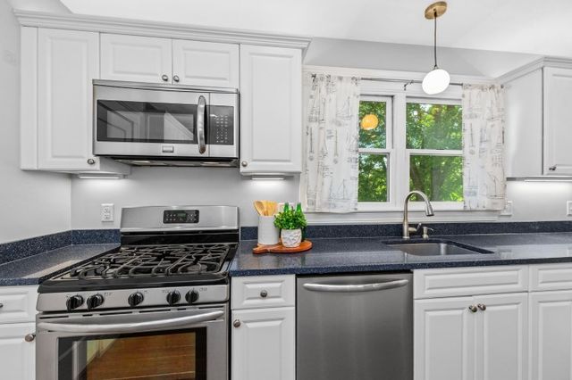 139 Warren Street 2, Arlington, MA 02474