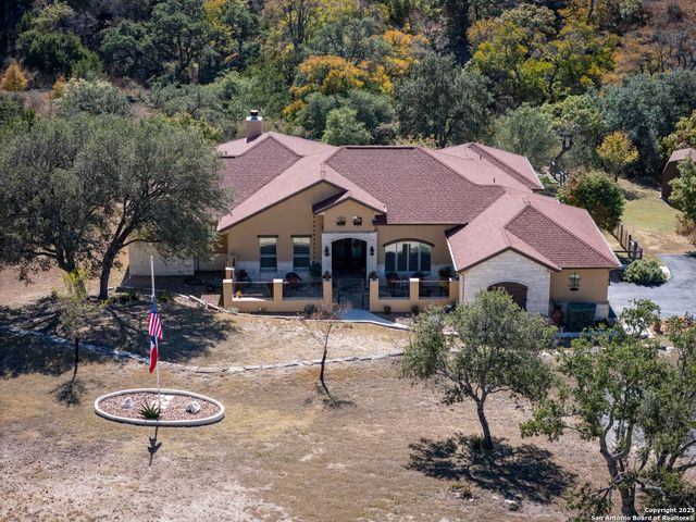 236 Echo Falls Lane, Comfort, TX 78013