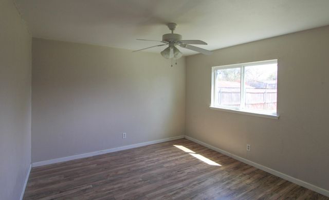 3102 Abbey Road, Carrollton, TX 75007