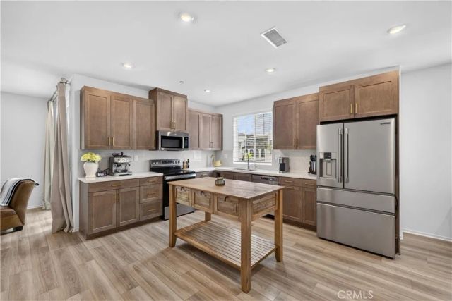 16140 Spicebush Ln, Chino, CA 91708