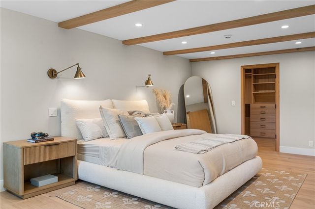 5873 Fairhaven Avenue, Woodland Hills, CA 91367