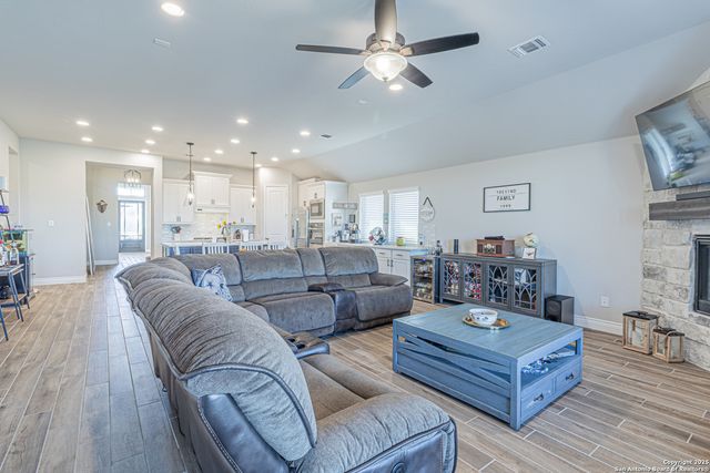 14109 May Mist, San Antonio, TX 78253