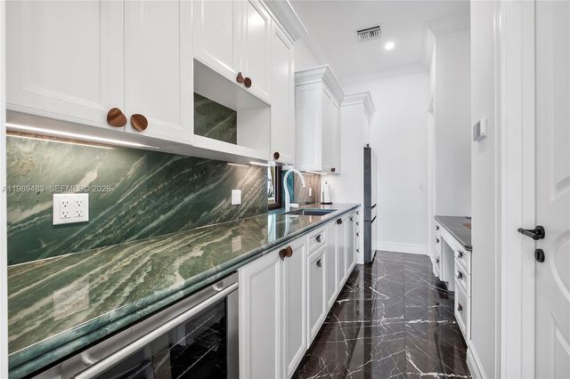 919 92nd St, Surfside, FL 33154