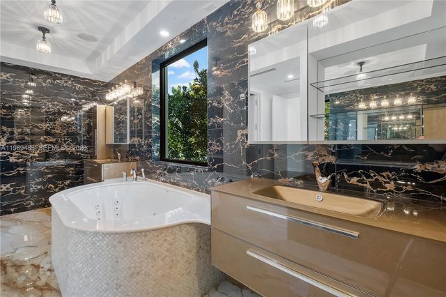 919 92nd St, Surfside, FL 33154