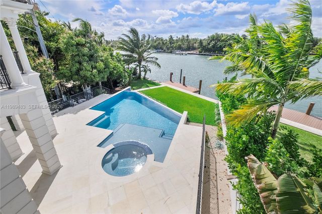 919 92nd St, Surfside, FL 33154