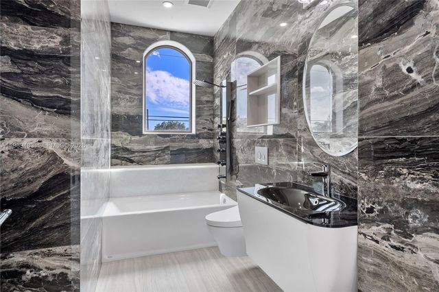 919 92nd St, Surfside, FL 33154