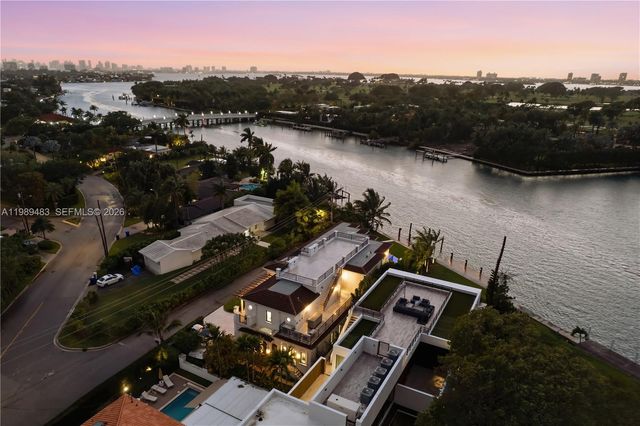 919 92nd St, Surfside, FL 33154