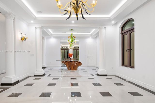 919 92nd St, Surfside, FL 33154