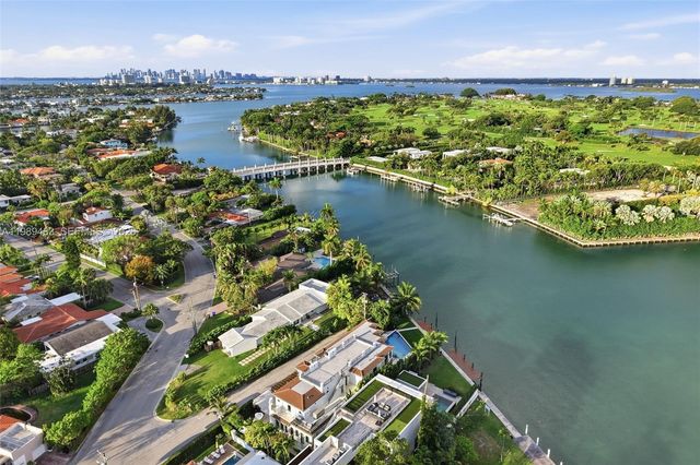 919 92nd St, Surfside, FL 33154