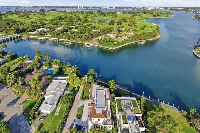 919 92nd St, Surfside, FL 33154